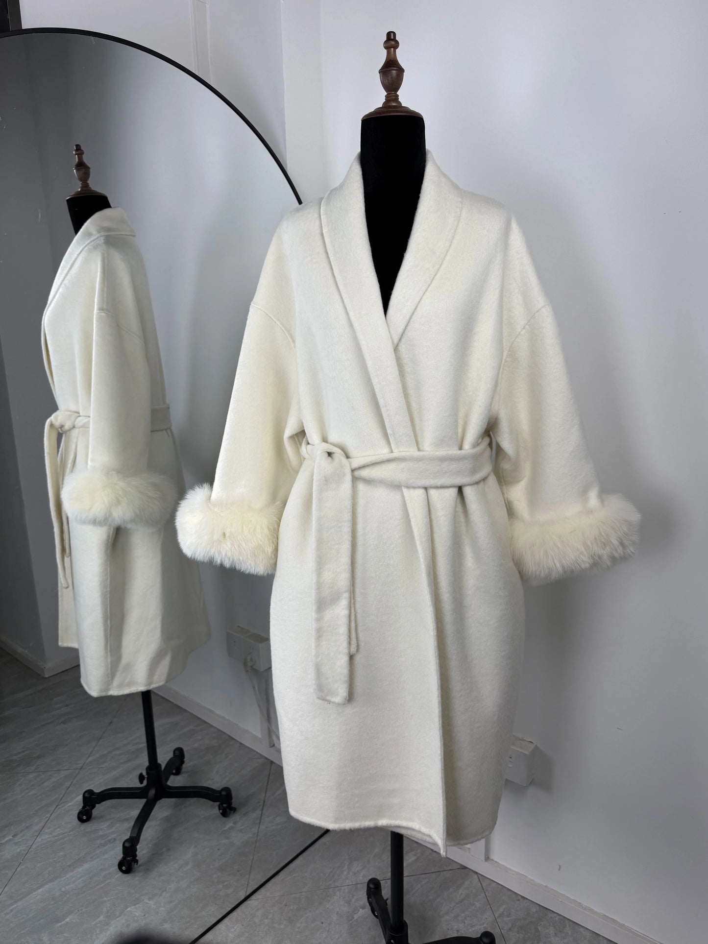 Luxury Faux Fur Trim Wool Coat – Belléra™ Elegant Tie-Waist Winter Cardigan 🇬🇧✨